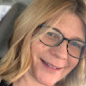 Meet your Posher, Lori